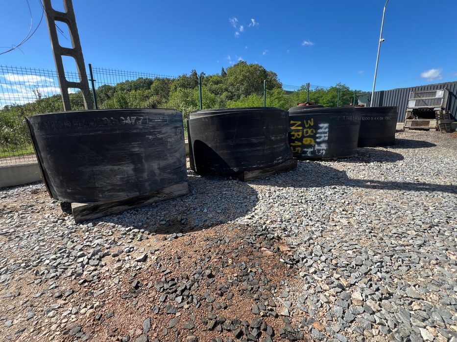 Bandă de cauciuc pentru animale si balastiere