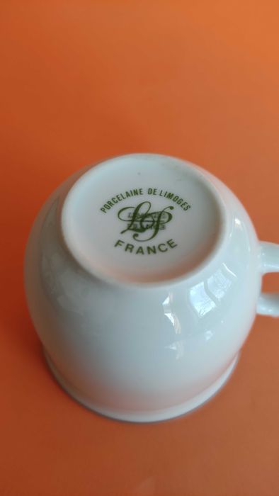 *Limoges*Франция непълен сервиз за чай/дълго кафе