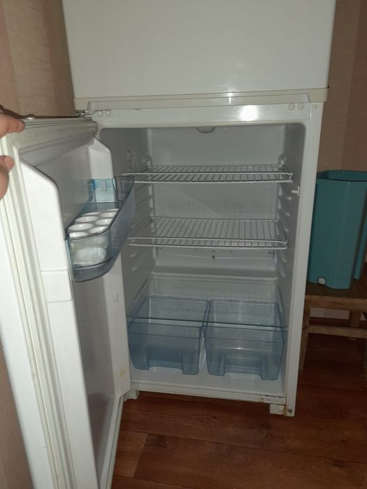 Продам холодильник "Бирюса"