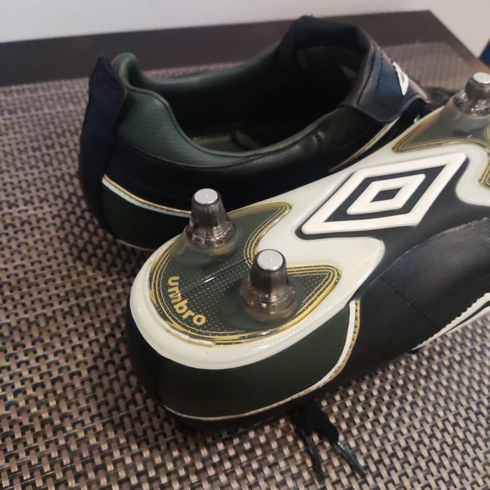 Футболни обувки Umbro Speciali PRO SG