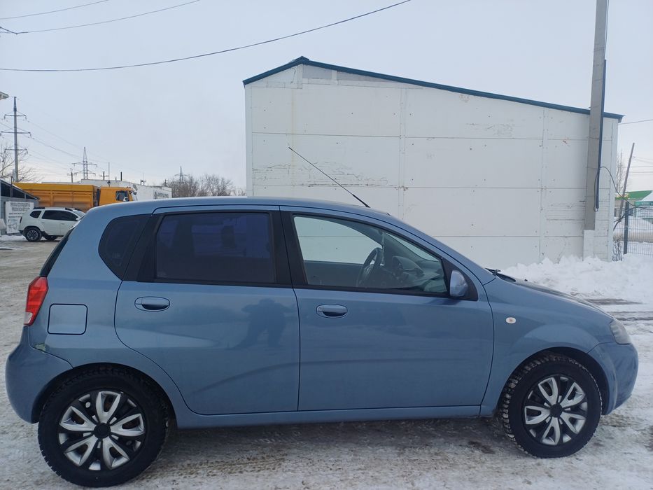 Авео 2007 год автомат.