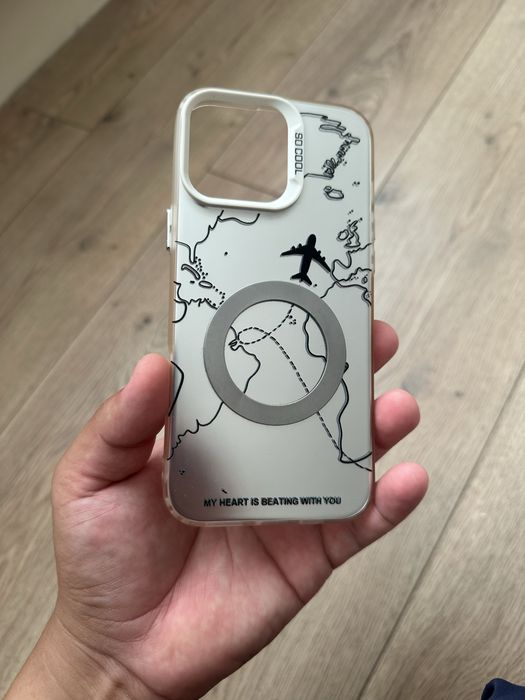 Iphone 16 pro max 256gb (белый) акб 99%  nano sim+ esim