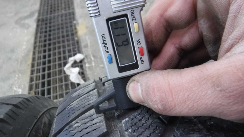 225 65 17 iarna Dunlop SPORT 5 SUV DOT 2419