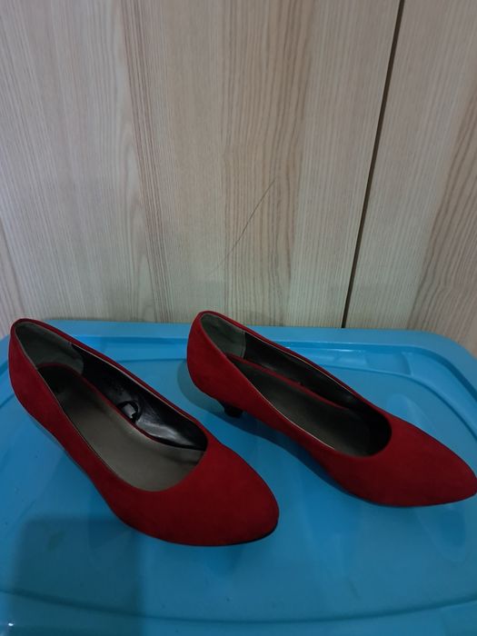 Туфли женские р.38-39