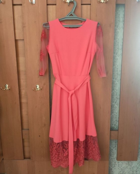 Продам  или обменяю платья