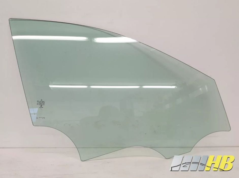 Стъкло предна дясна врата Мерцедес W213