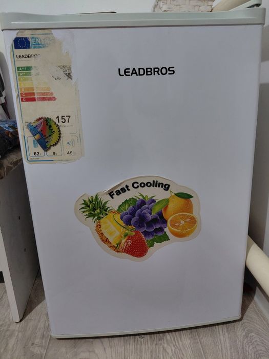 Продам холодильник