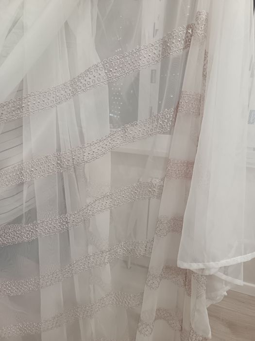 Продам не дорого тюль и шторы