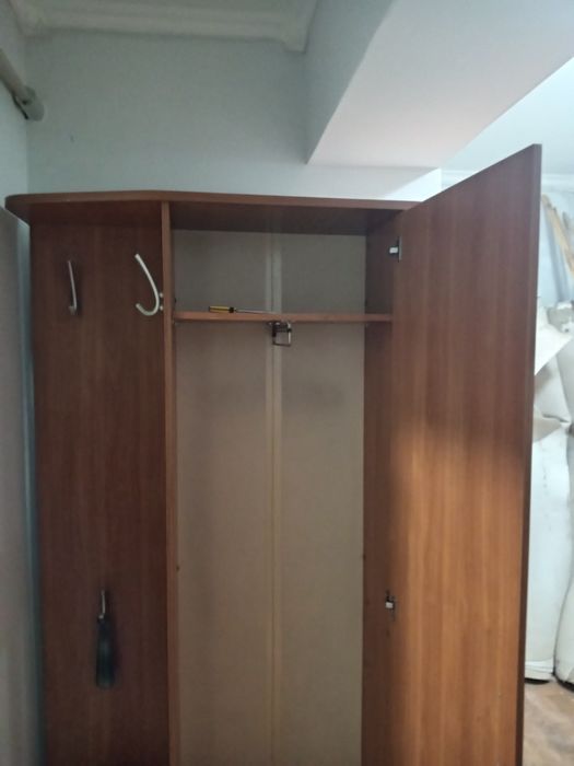 Шкаф для прихожей