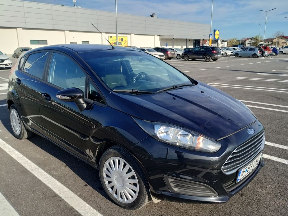 Ford Fiesta 2015 1.5 TDCi 75CP – AC, Bluetooth, Revizie făcută