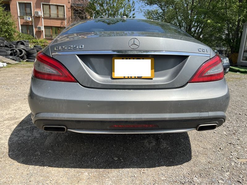 Mercedes W218 CLS 250CDI AMG-пакет 2012г на части