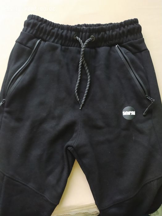 Pantaloni sport Bershka