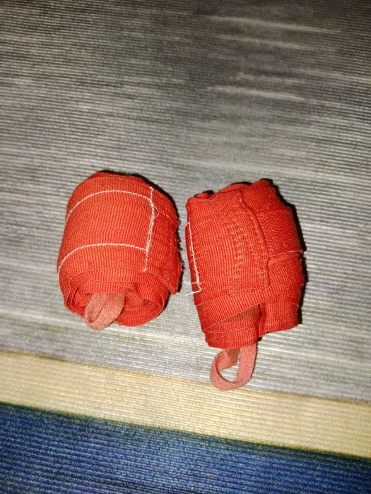 Продам перчатки боксерские