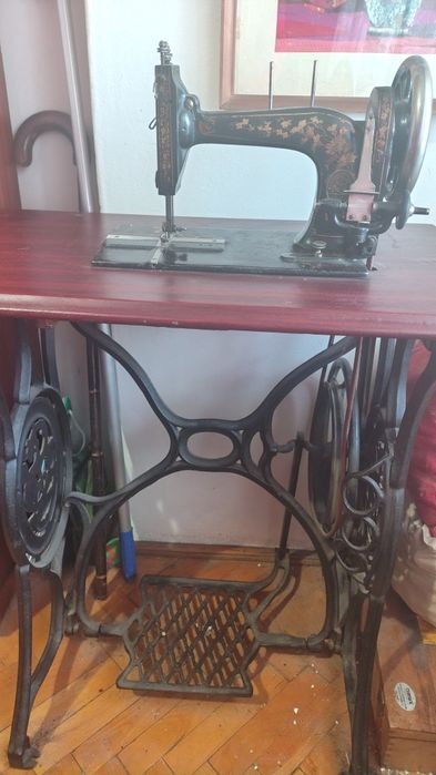 Mașina de cusut singer