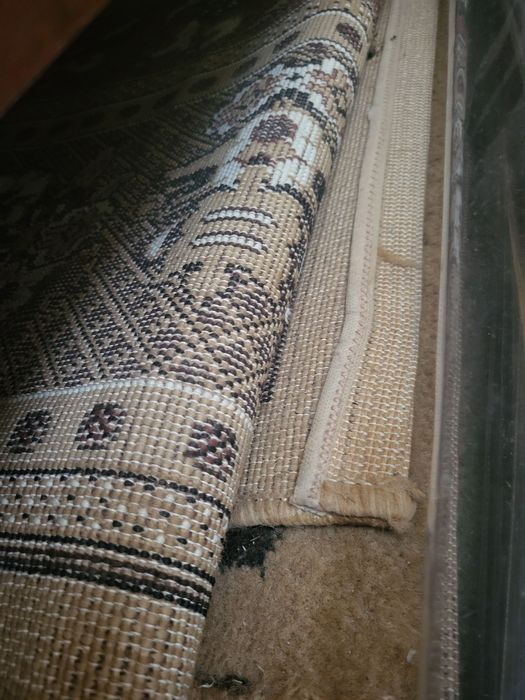 Много голям персийски килим