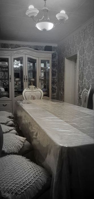 Чирчиқда 500 када Ховли сотилади 10.7 сотих