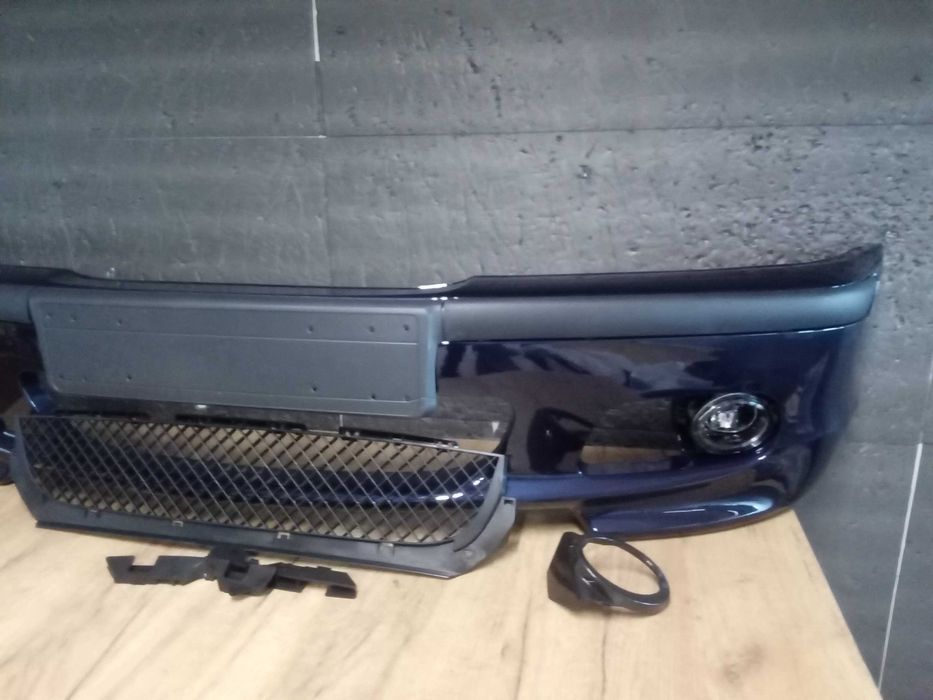 Bara fata M-LOOK BMW E46 cu proiectoare facelift 01-2005 Albastru 317