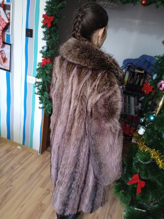 Продаю натуральную шубу