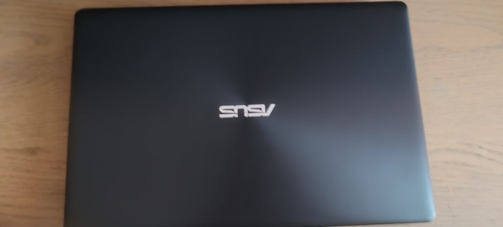 Asus 510D Laptop