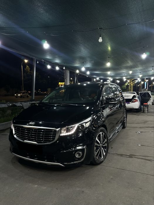 Kia Carnival Benzin