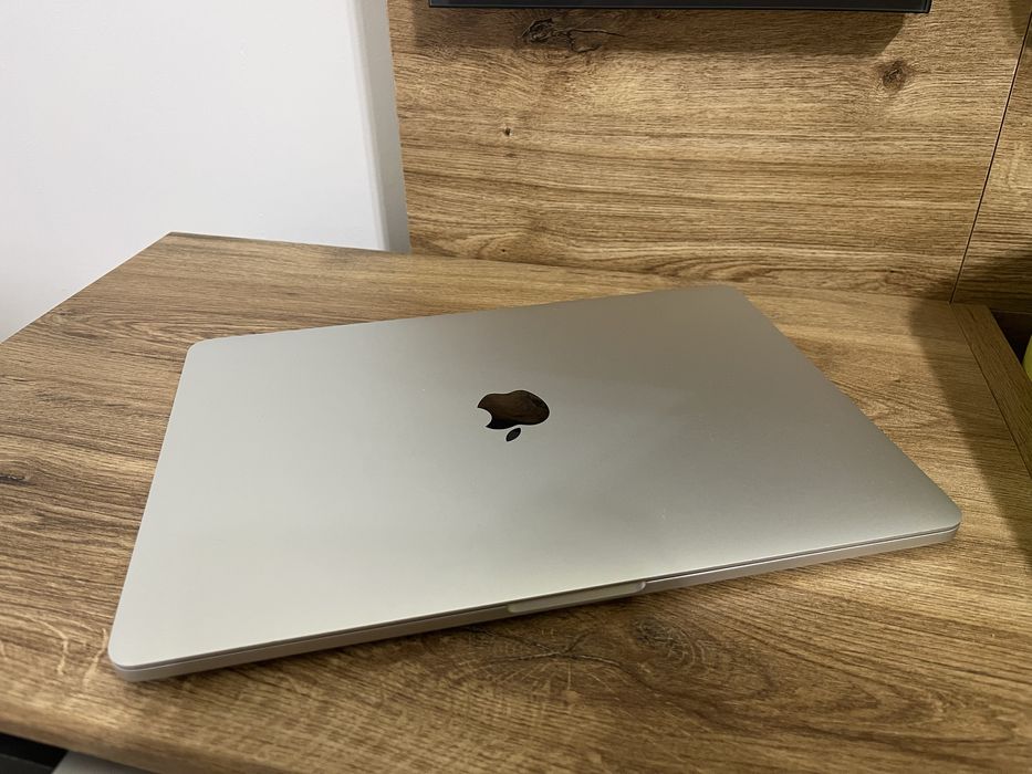 Macbook Pro Touchbar late 2016