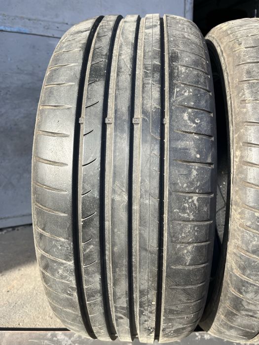 2 бр. летни гуми 215/50/17 Dunlop 5/5,5 mm DOT 0814
