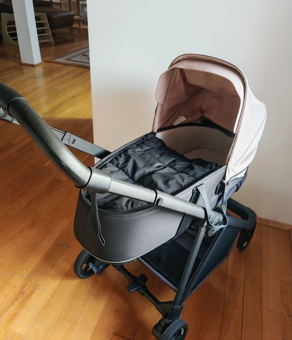 Cărucior Thule Shine 2 in 1 sau separat