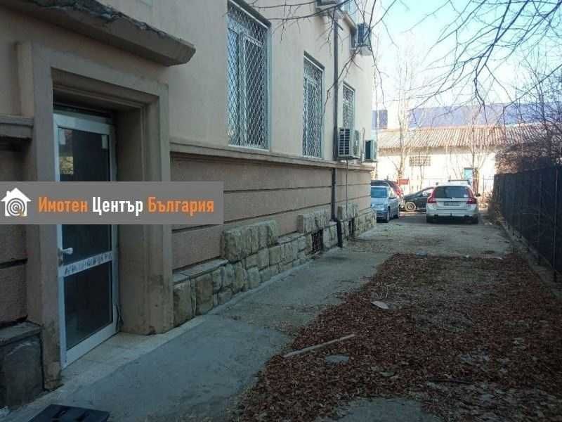 Дава се под наем Склад в София, Слатина - 196 кв.м за 175000 € - Снимка #6