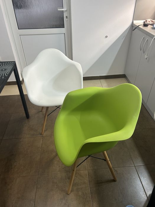 set de 4 scaune de bucătărie