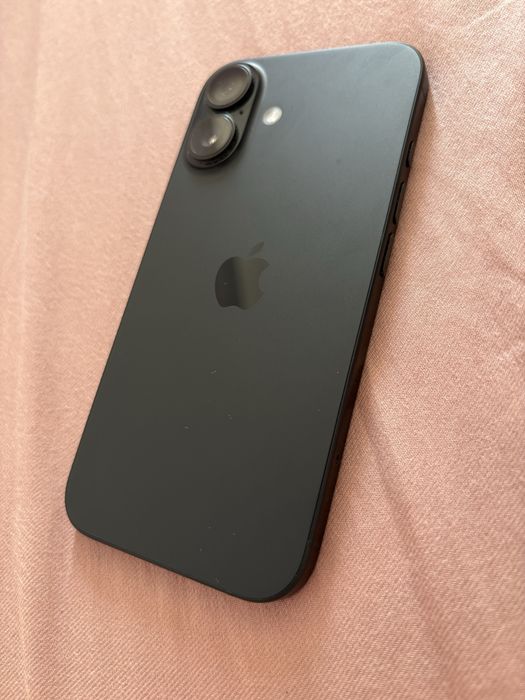 Iphone 16 Перфектен
