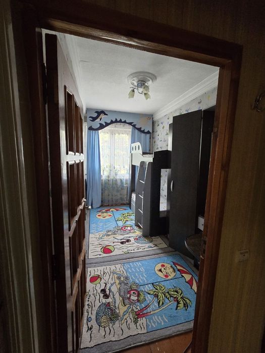 Аренда Квартира Чорсу Гулобод 3 хона 1 етаж оилага берилади