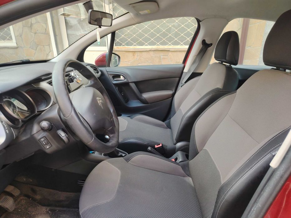 Citroen C3 1.2, 2015 г. перфектен и икономичен
