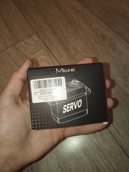 Servo 9g 4.5 kg pentru Arduino/Rc/Robotică