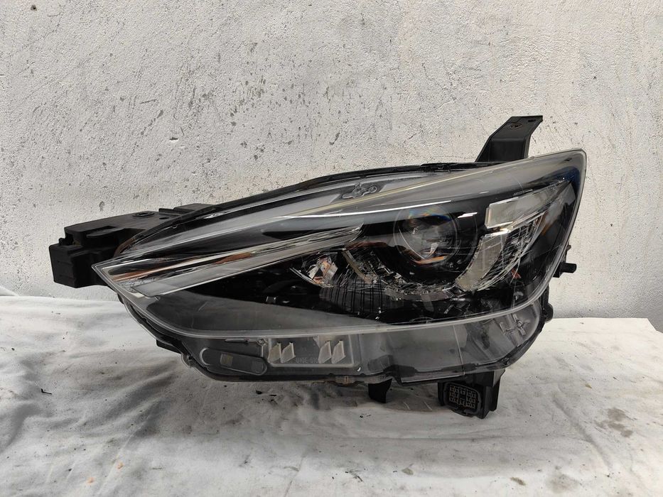 Оригинален фар Мазда Mazda CX-3 Full Led