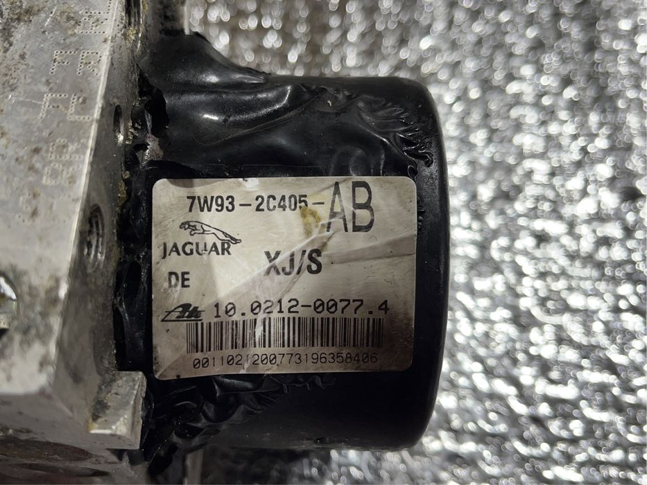 Pompa / modul / ABS Jaguar XJ / S