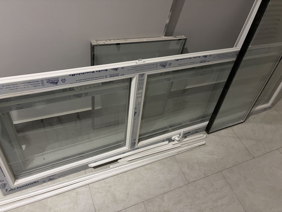 Продам двери  окна пластиковые