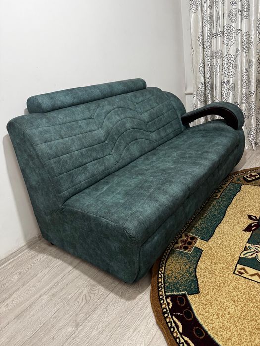 Диван раскладной.