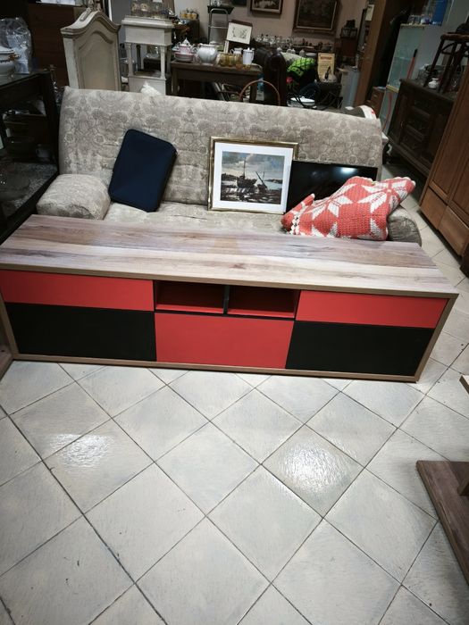 Обзавеждане за хол