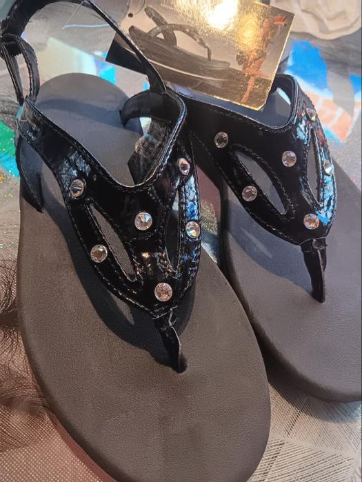 Дамски сандали НОВИ, черни