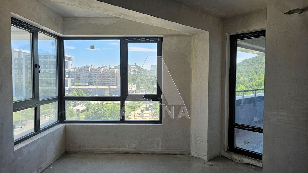 Продава се Тристаен апартамент в Пловдив, Христо Смирненски - 101 кв.м за 1485 €/кв.м - Снимка #2