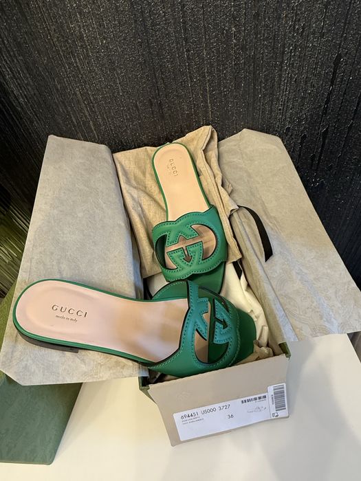 Gucci slide sandal interlocking G
