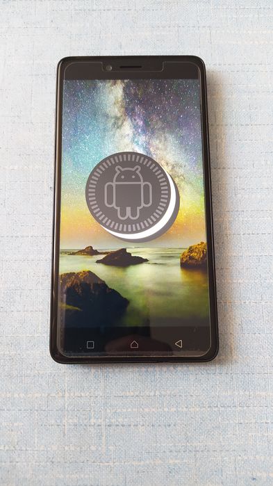 Продам  телефон.