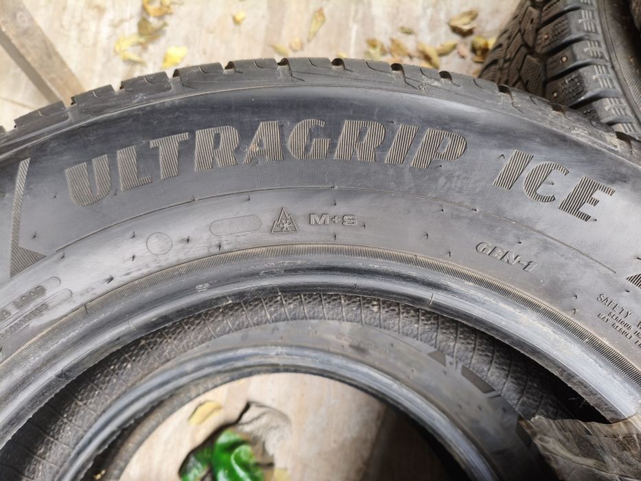 265 60 R18 Goodyear