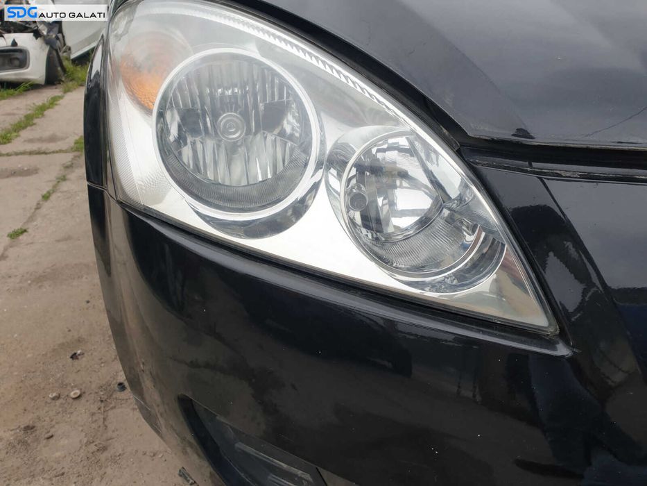 Far Dreapta Halogen FARA Xenon Kia Ceed 2007 - 2010 [L0905]