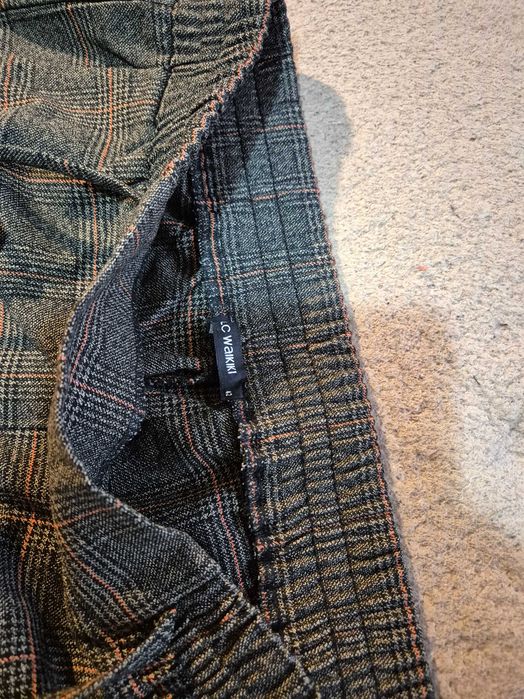Pantaloni casual cu carouri (model Prince de Galles). LC WAIKIKI