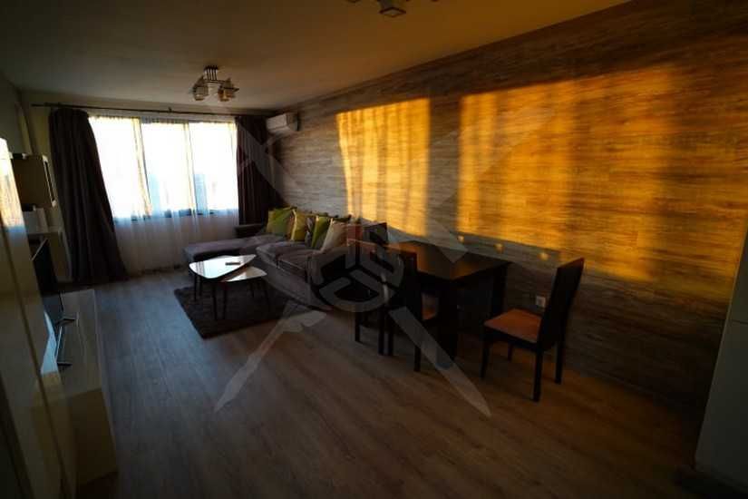 Дава се под наем Двустаен апартамент в Варна, Бриз - 76 кв.м за 1150 € - Снимка #2