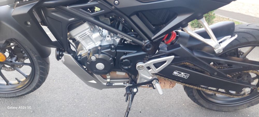 Vând Honda CB125R Neo an2020