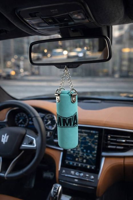 Авто подвеска, боксерская минигруша ,оптом от 10 штук,брелок,подвеска