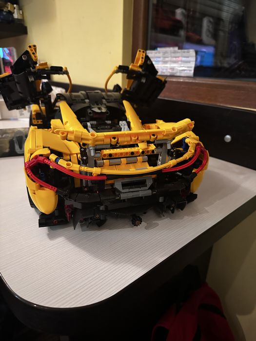 Lego technic Mclaren p1