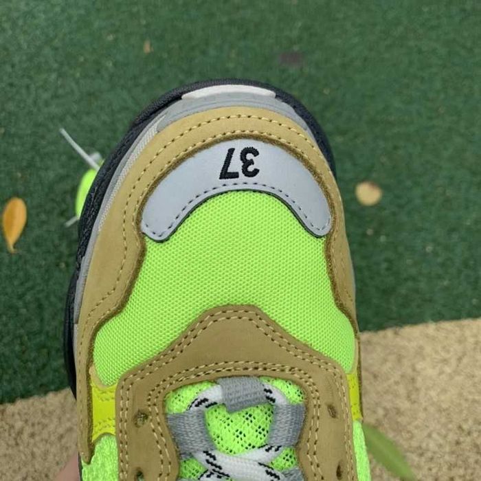Balenciaga Triple S - Tan/Dark Green/Lime